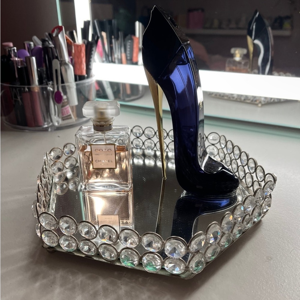 Crystal tray